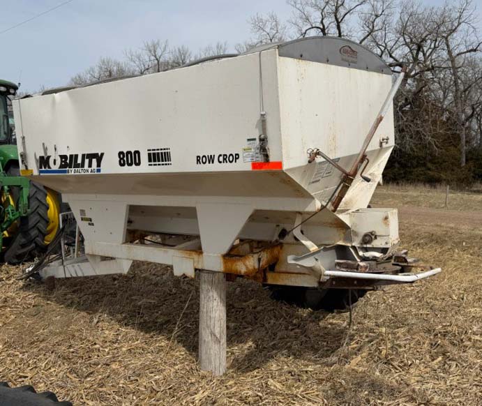 2015 Dalton Ag Mobility 800 Spreader - Image 4
