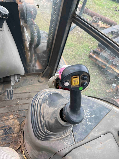 2016 Case 580 Super M Backhoe - Image 17