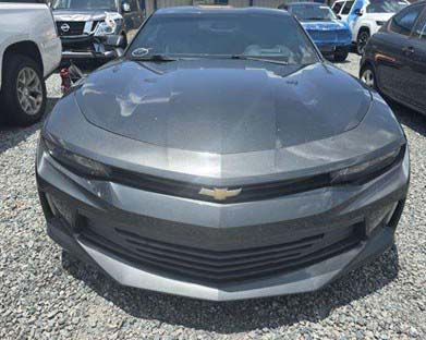 2016 Chevrolet Camaro - Image 2