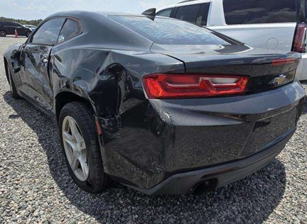 2016 Chevrolet Camaro - Image 7