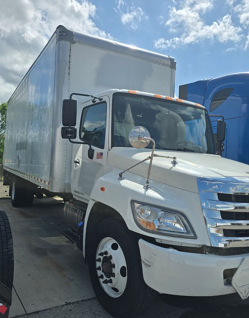 2016 Hino Conventional (1) - Image 2
