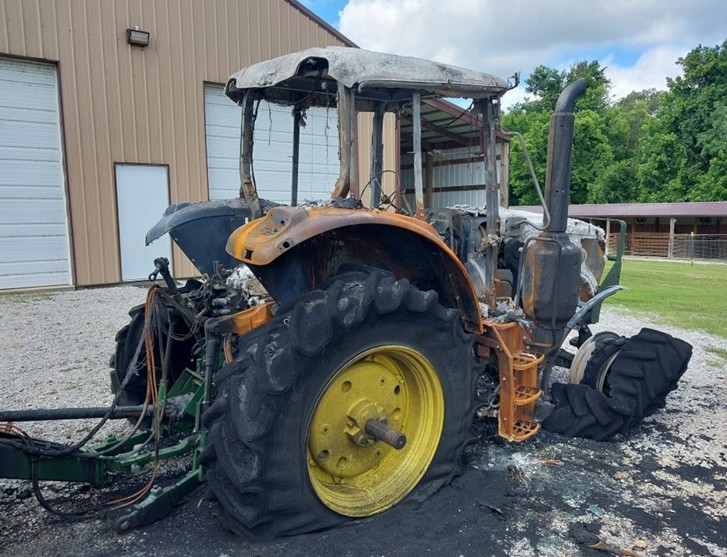 2016 John Deere 6120M Tractor - Image 4