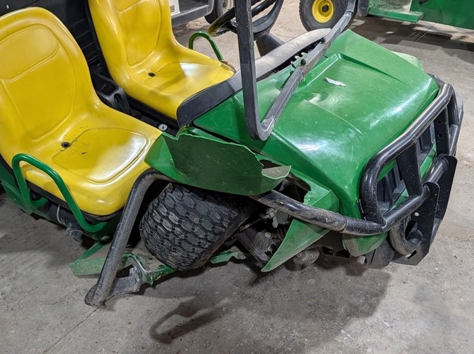 2016 John Deere TX Gator - Image 3
