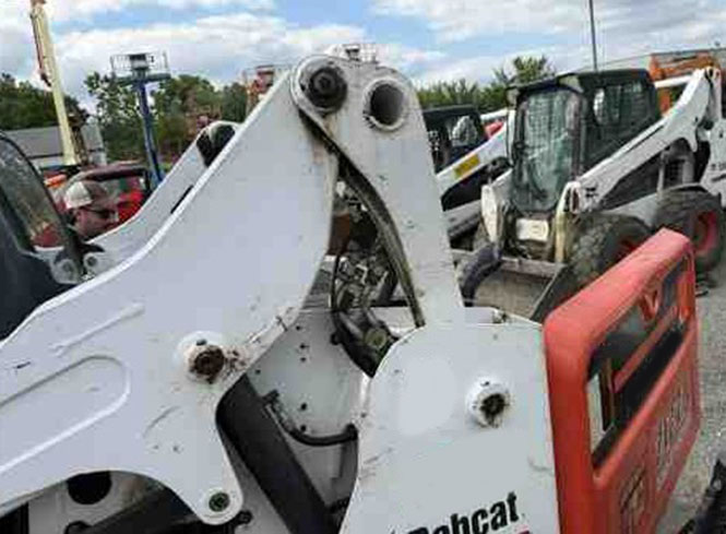 2017 Bobcat T595 Skid Steer - Image 6