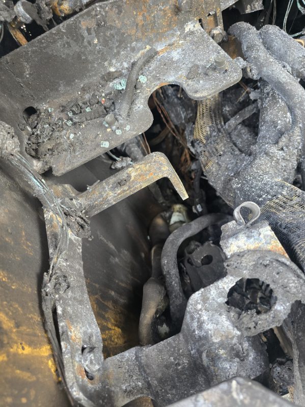 2017 John Deere 318G Skid Steer - Image 5