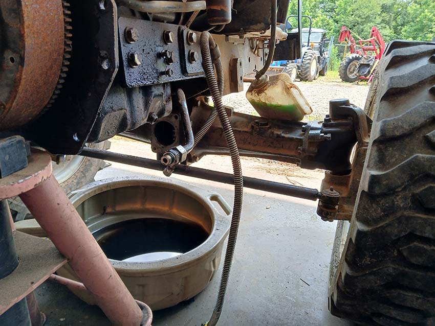 2017 Mahindra 1526 Tractor - Image 18