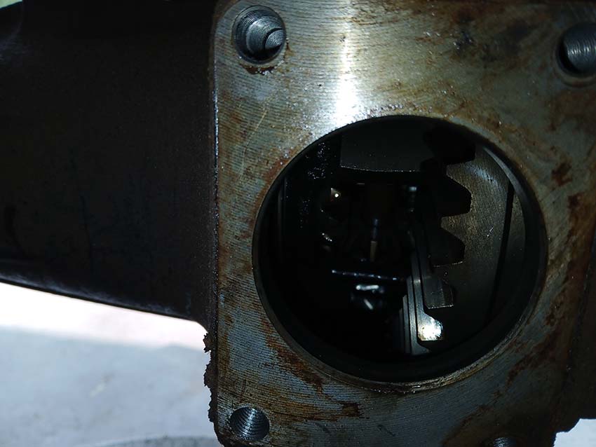 2017 Mahindra 1526 Tractor - Image 19