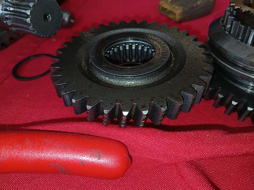 2017 Mahindra 1526 Tractor - Image 37