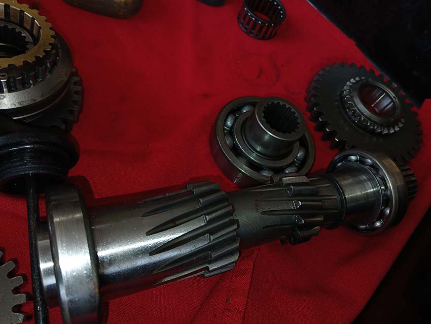 2017 Mahindra 1526 Tractor - Image 39
