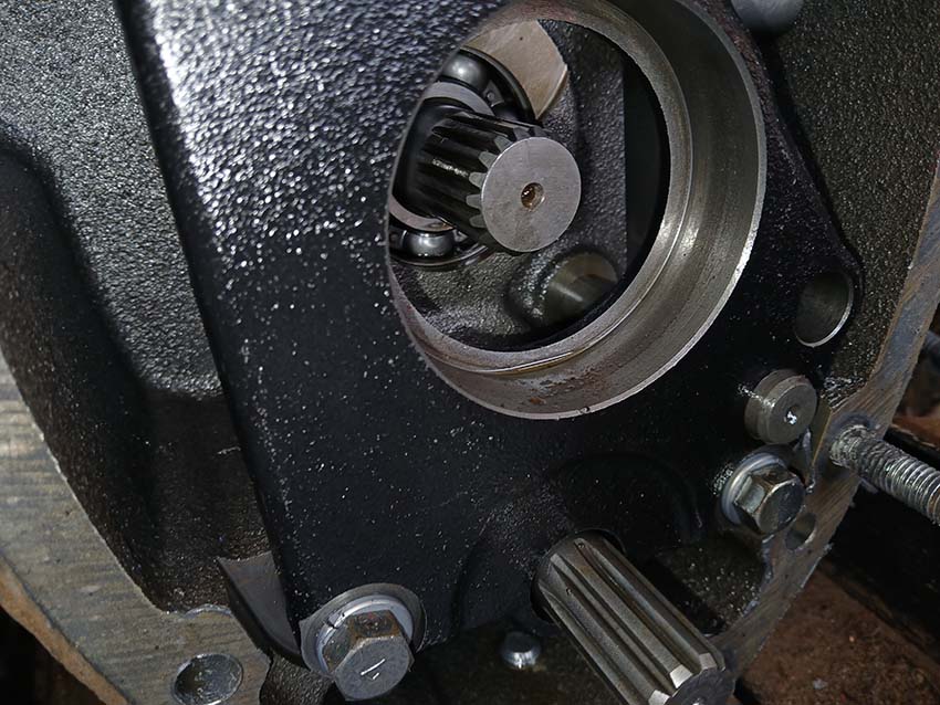 2017 Mahindra 1526 Tractor - Image 42