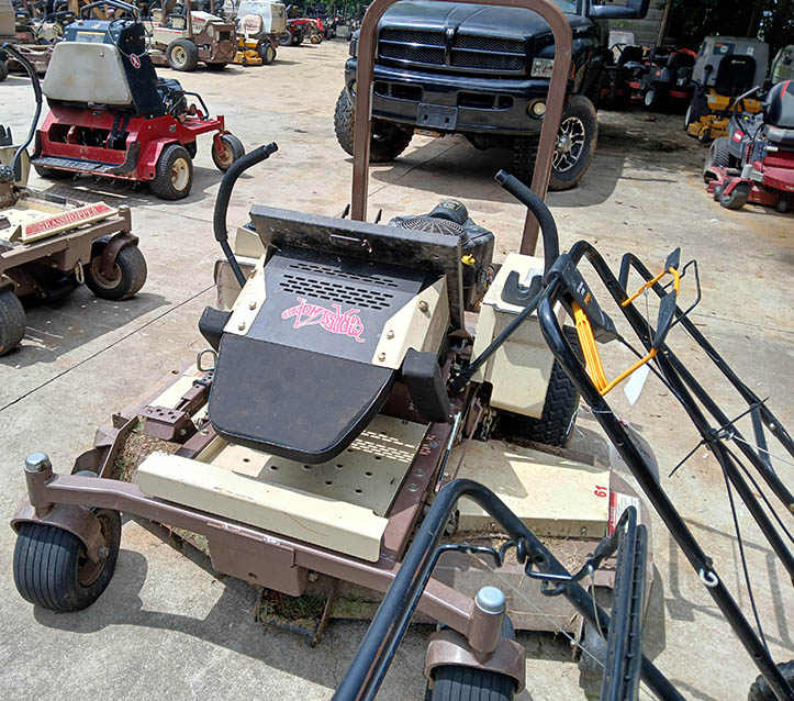 2018 Grasshopper 126V Mower - Image 3