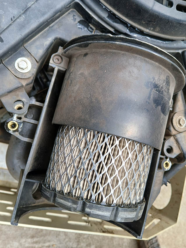2018 Grasshopper 126V Mower - Image 8