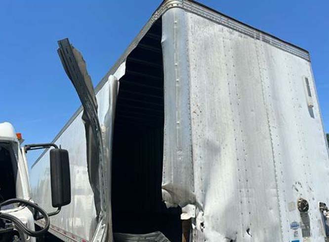 2018 Vanguard Dry Van Trailer - Image 15