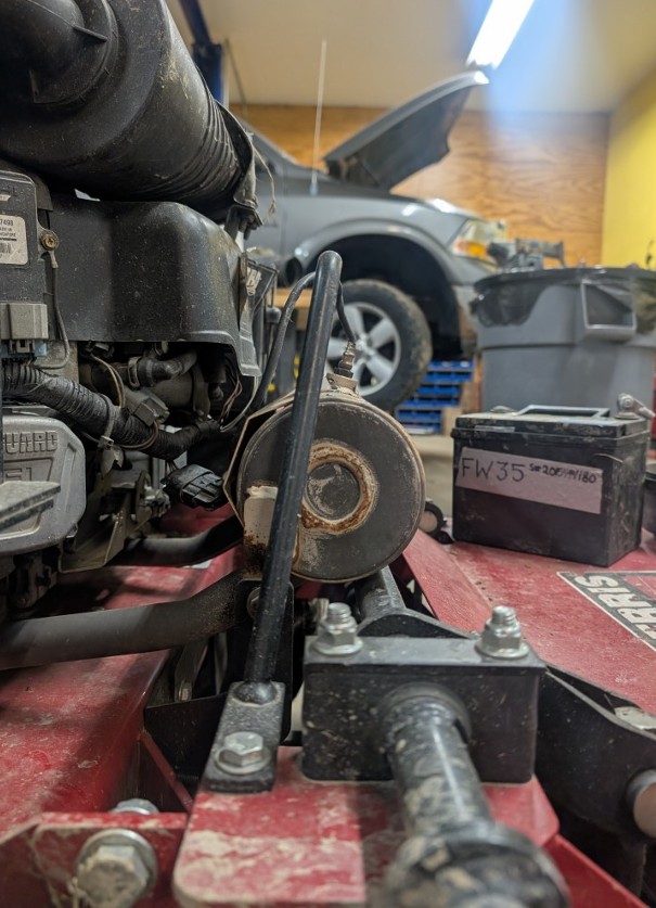 2019 Ferris FW35 Mower - Image 15