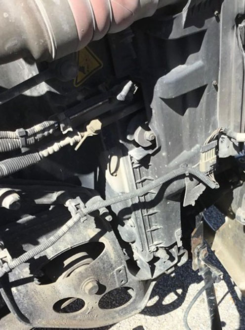 2019 International LT625 - Image 12
