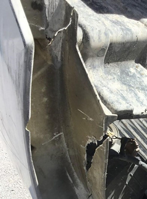 2019 International LT625 - Image 14