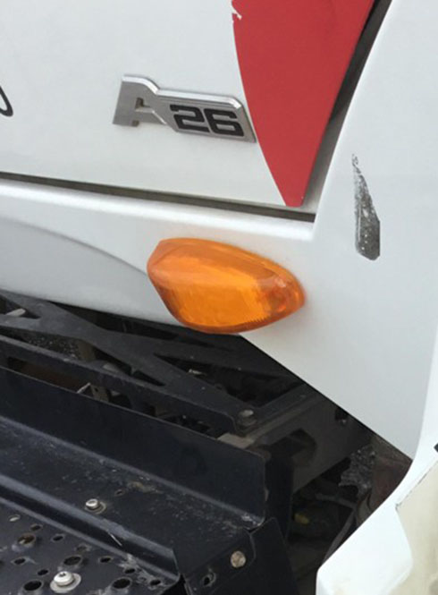 2019 International LT625 - Image 21