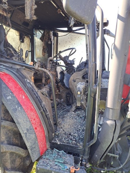 2019 Massey Ferguson 4710 Tractor - Image 10