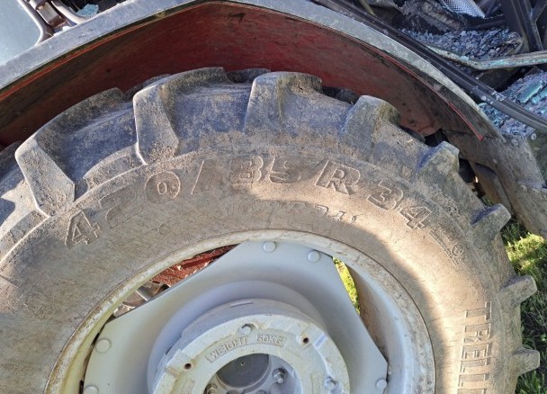 2019 Massey Ferguson 4710 Tractor - Image 12