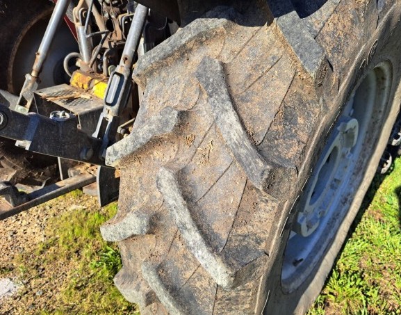2019 Massey Ferguson 4710 Tractor - Image 14