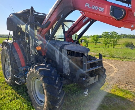 2019 Massey Ferguson 4710 Tractor - Image 7