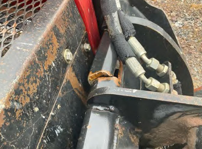 2019 Toro TX10000W Skid Steer - Image 11