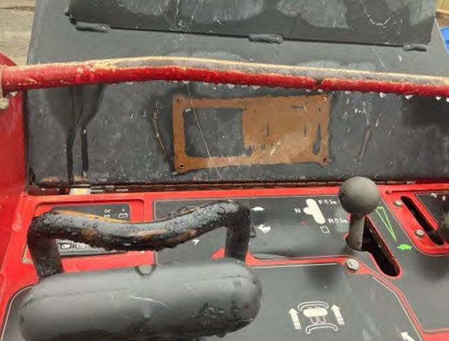 2019 Toro TX10000W Skid Steer - Image 8