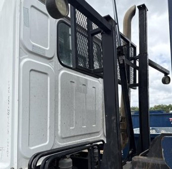 2019 Western Star 4700 Roll Off Truck - Image 12