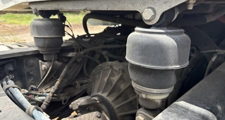 2019 Western Star 4700 Roll Off Truck - Image 14