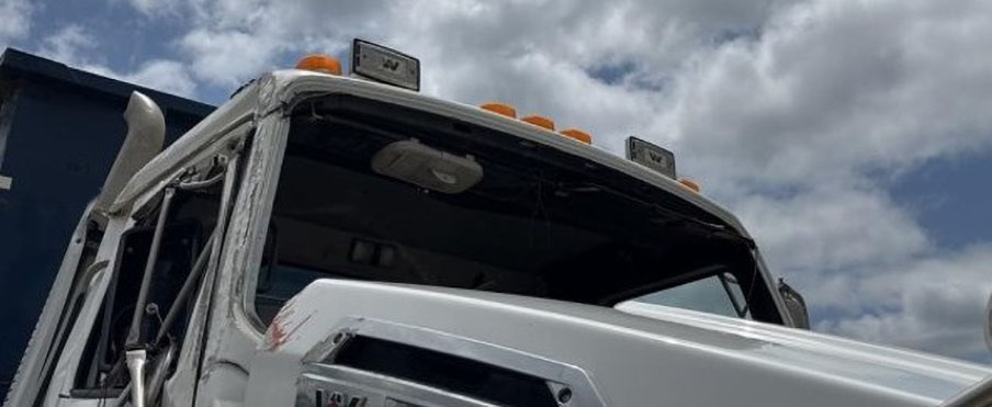 2019 Western Star 4700 Roll Off Truck - Image 19