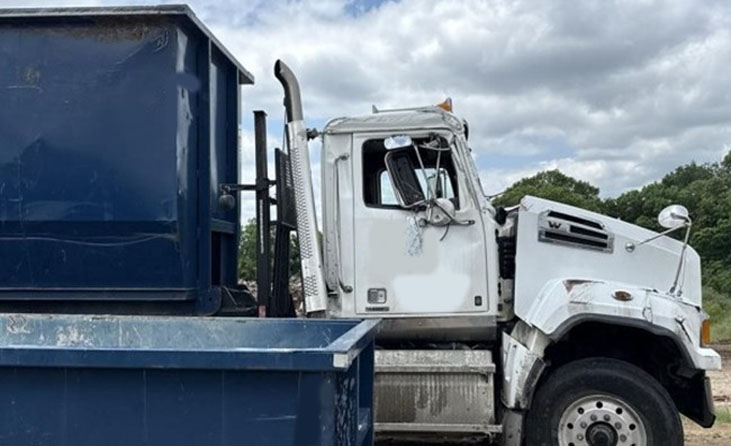2019 Western Star 4700 Roll Off Truck