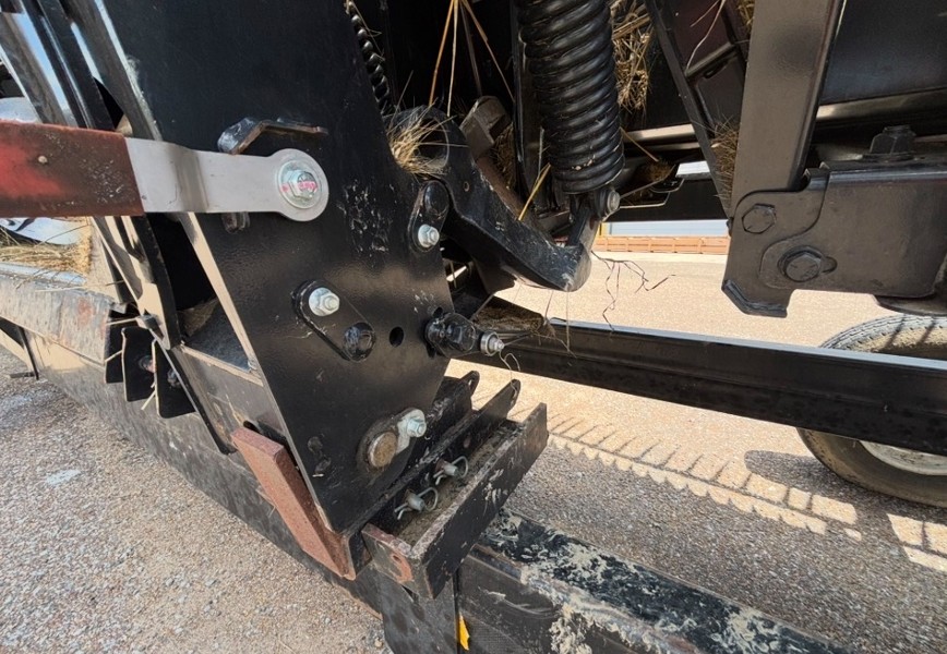 2020 MacDon FD135 Flexdraper Header - Image 3