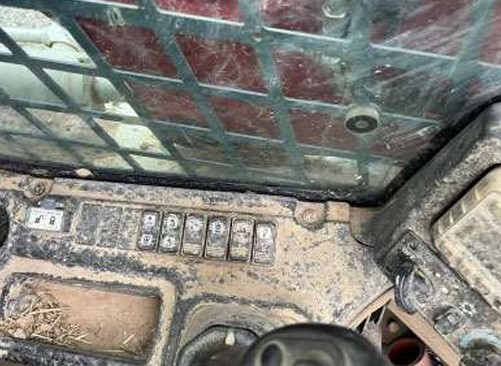 2020 Takeuchi TL12R2 Skid Steer - Image 11