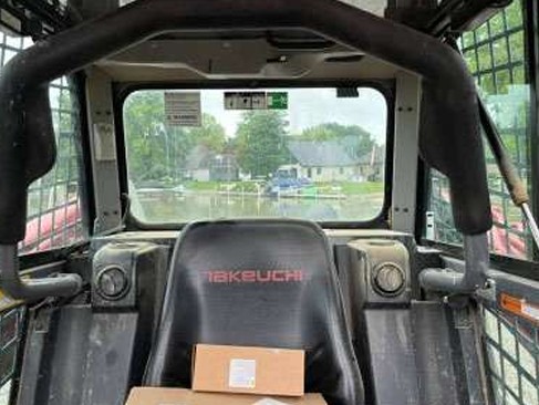 2020 Takeuchi TL12R2 Skid Steer - Image 12