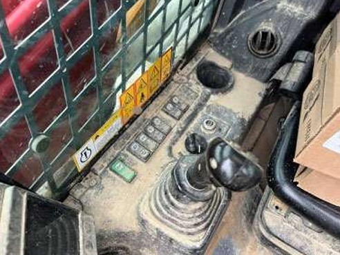 2020 Takeuchi TL12R2 Skid Steer - Image 13