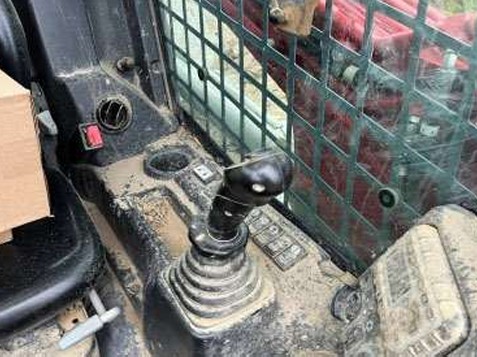 2020 Takeuchi TL12R2 Skid Steer - Image 15