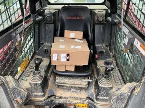 2020 Takeuchi TL12R2 Skid Steer - Image 16