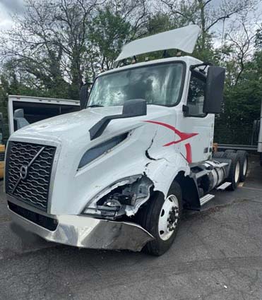 2020 Volvo VNL