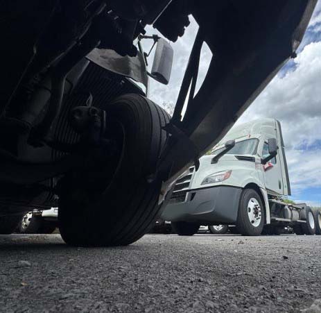 2020 Volvo VNL - Image 21