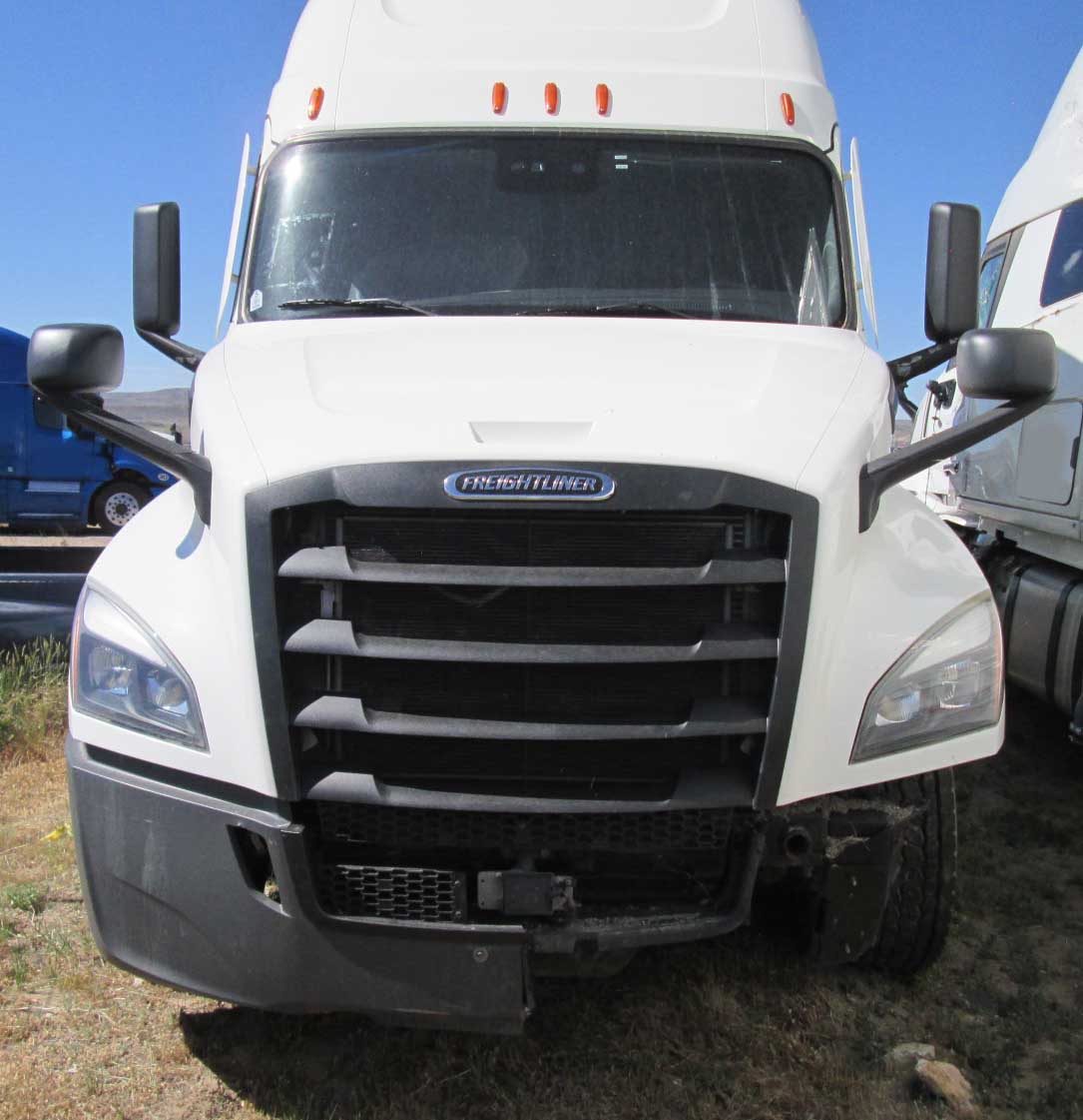 2021 Freightliner Cascadia - Image 2