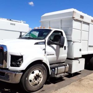 2022 Ford F-650 Tree Truck