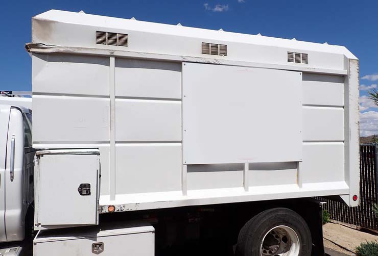 2022 Ford F-650 Tree Truck - Image 11
