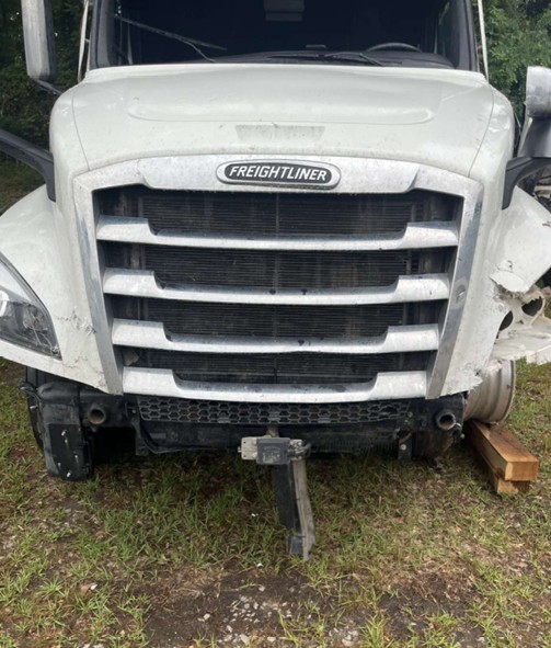 2022 Freightliner New Cascadia 126 - Image 3
