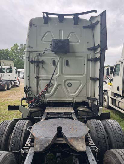 2022 Freightliner New Cascadia 126 - Image 5