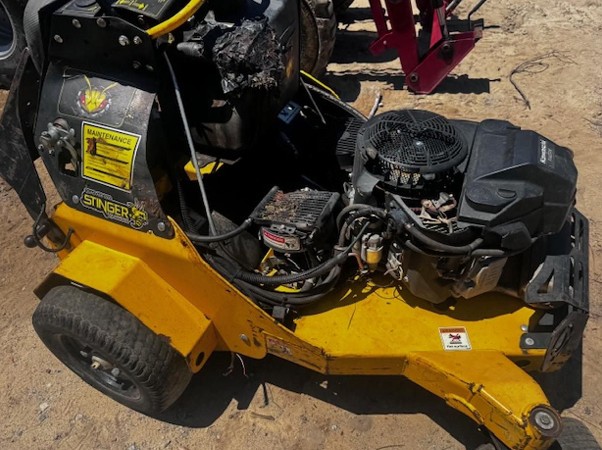 2022 Stinger Quad-AER 3000 Aerator - Image 8