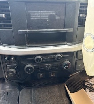 2023 Ford F-250 - Image 24