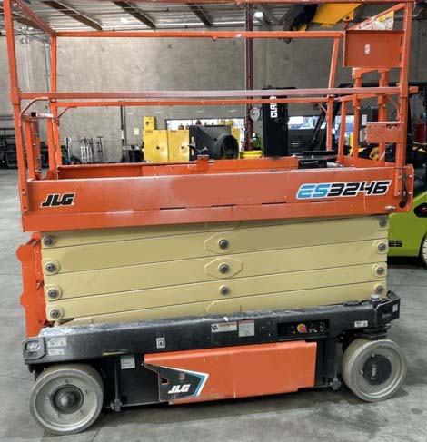 2023 JLG ES3246 Scissor Lift - Image 4