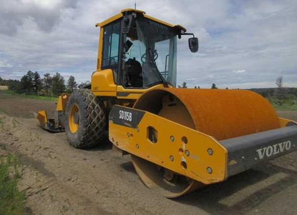 2023 Volvo SD115B Compaction Roller - Image 2