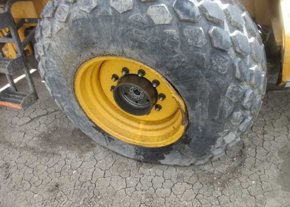 2023 Volvo SD115B Compaction Roller - Image 21