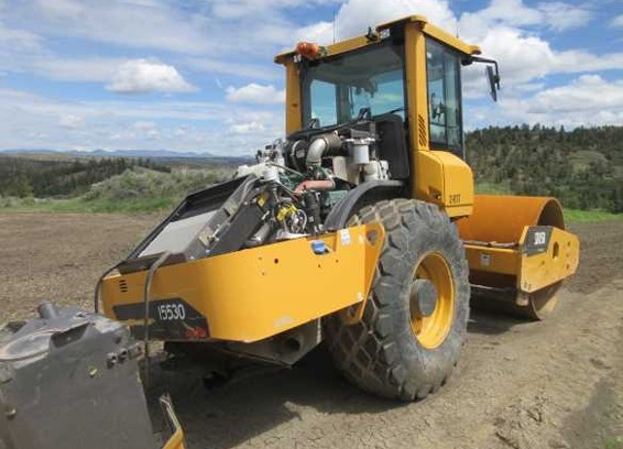 2023 Volvo SD115B Compaction Roller - Image 3